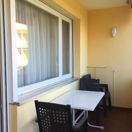 Appartement Doris By Interhome